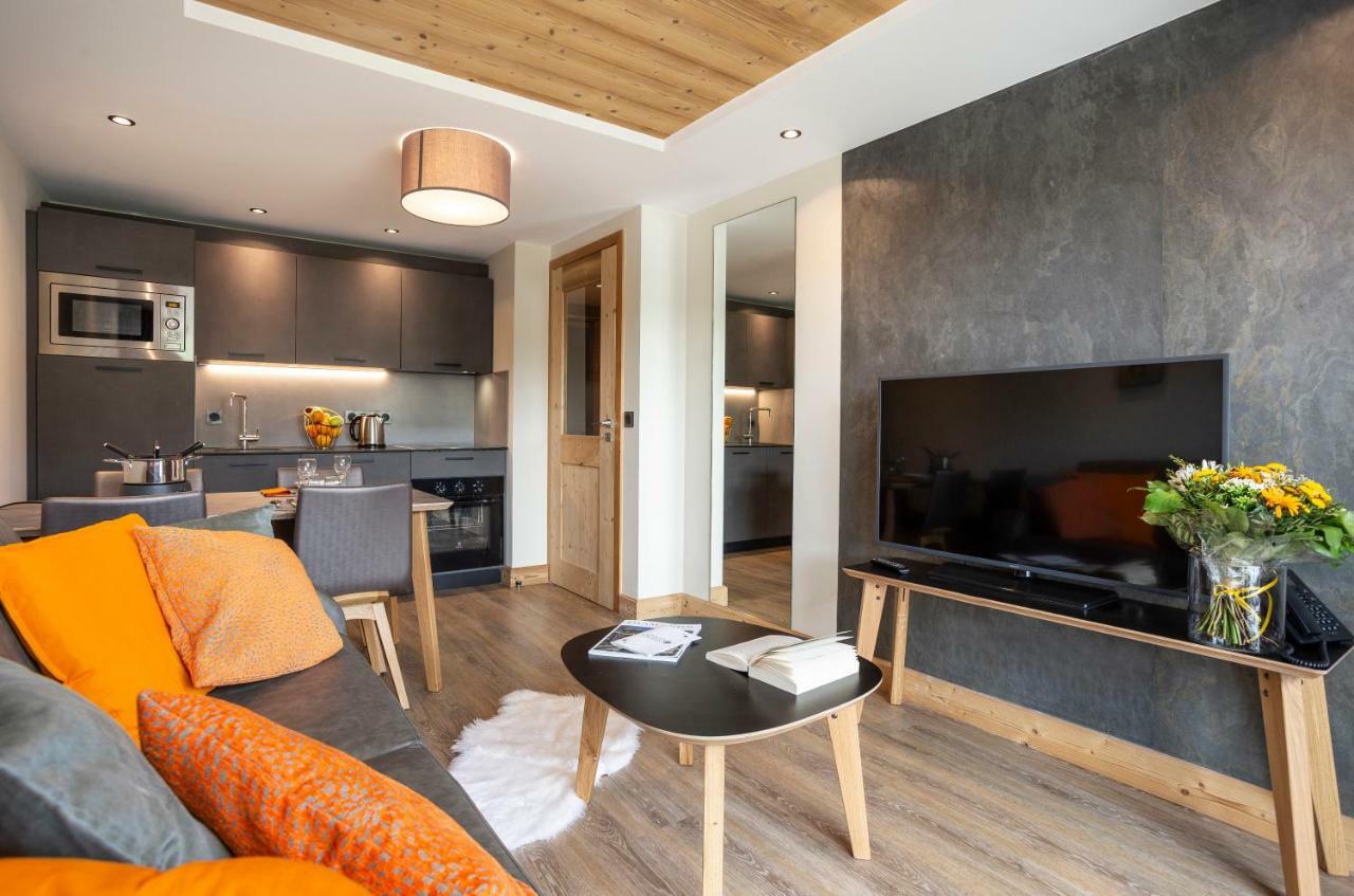 One-Bedroom Apartment Cabin,828753449:JPEG